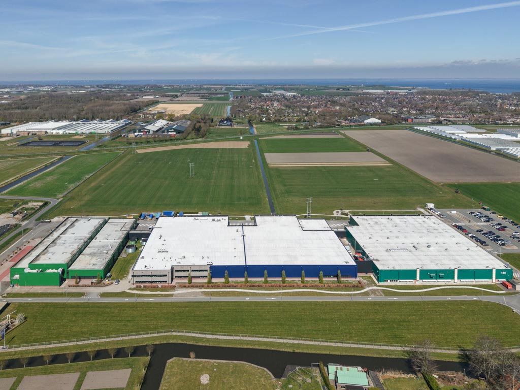 Bayer-Enkhuizen-InSa Bouwbegeleiding-BeeldTeam-Drone-Dronevideo